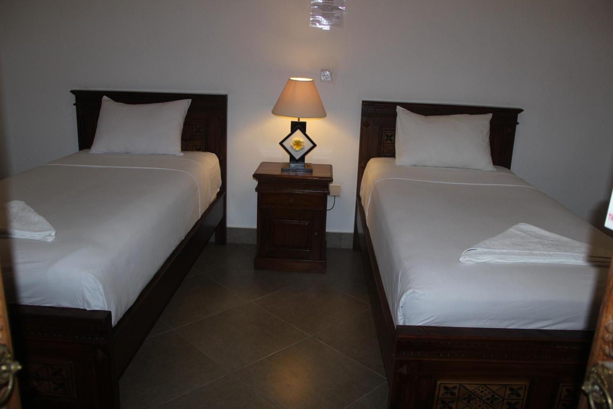 Nitya Home Stay Lembongan الغرفة الصورة